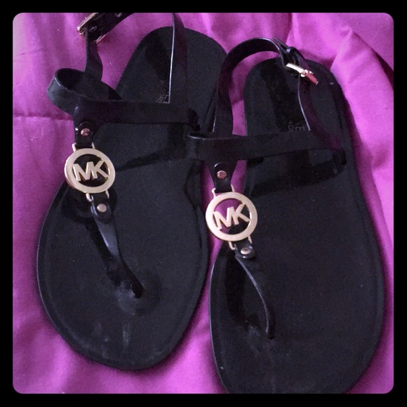Michael Kors Shoes - Michael Kors size 8 black strap sandals Michael Kors Shoes - Michael Kors size 8 black strap sandals